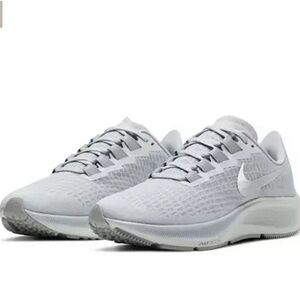 NIKE Womens Air Zoom Pegasus 37 "Platinum" Running Shoe